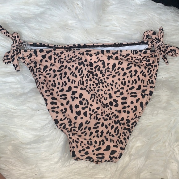 Cheetah print bikini bottom. - Picture 2 of 3